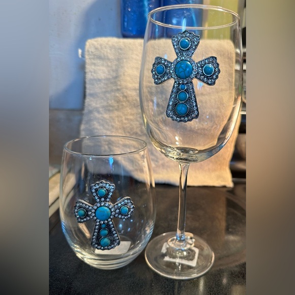 Queens’ Jewels Turquoise Cross Cowboy Boot Jeweled Stemless & Stemmed glasses - Picture 1 of 11